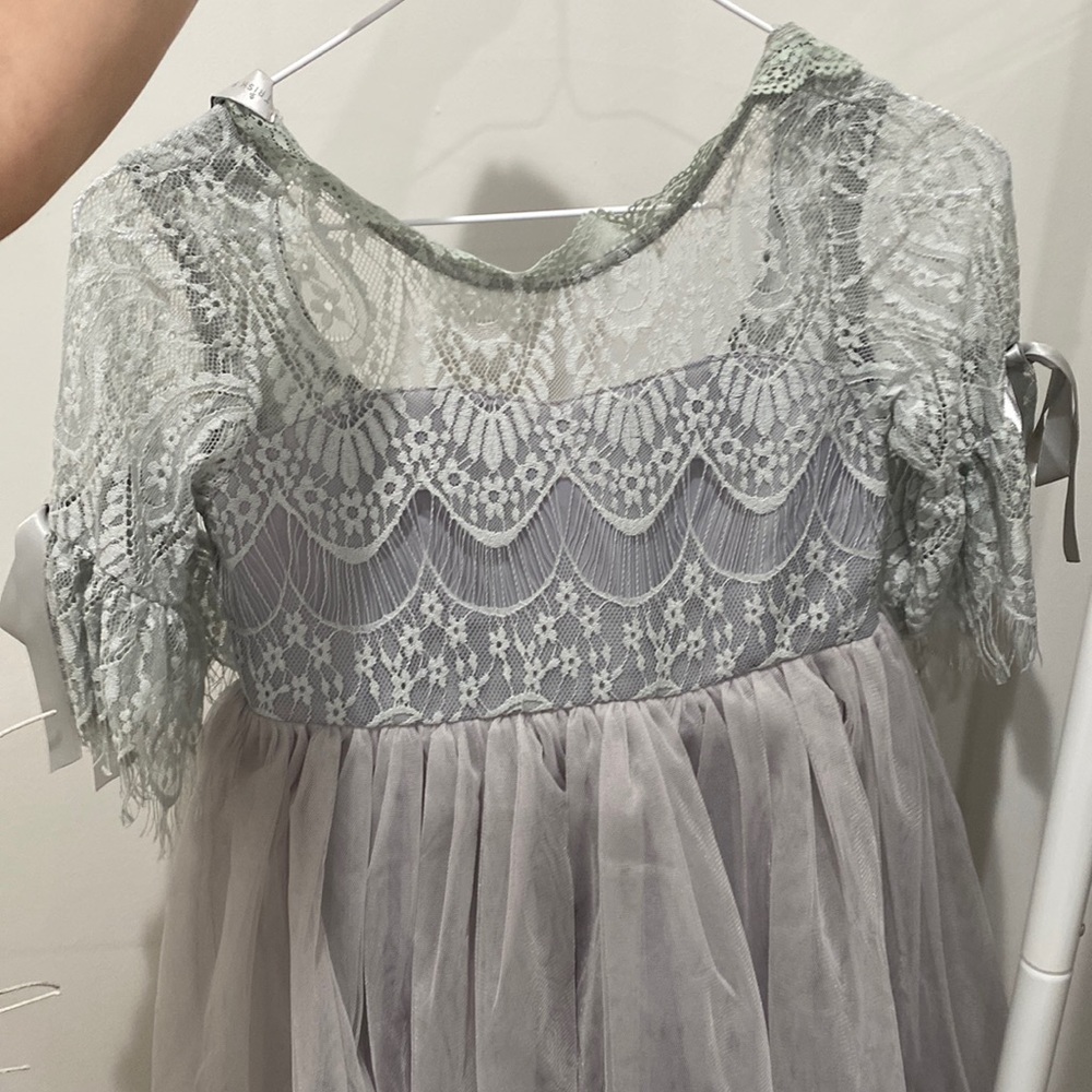 Grey little girls dress tulle